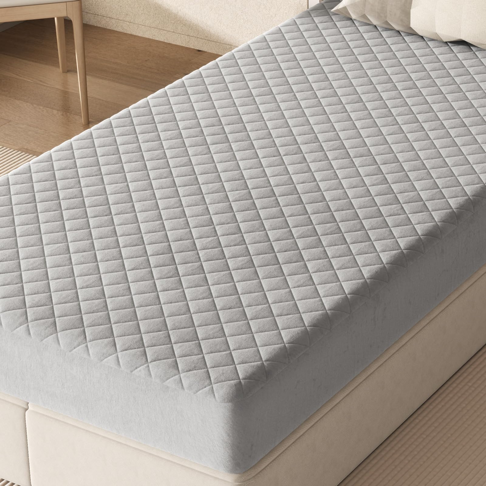 KOMFOTT Mattress Topper Cover, Soft Velvet Mattress Protector with Deep Pockets, Elastic Sides & Anti-Slip Bottom, Thin Sponge Padding, Breathable Mattress Pad Cover