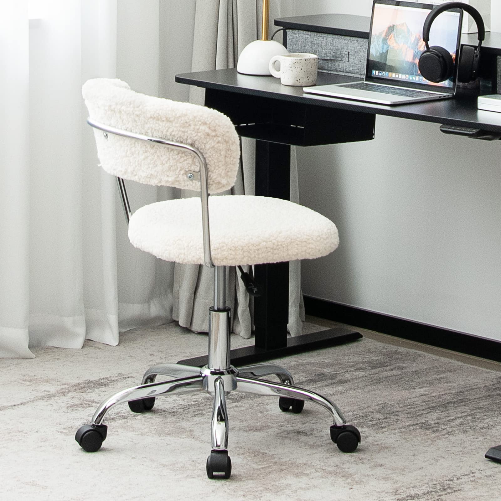 KOMFOTT Home Office Chair, Faux Fur Low Back Swivel Leisure Chair w/Height Adjustable Padded Seat