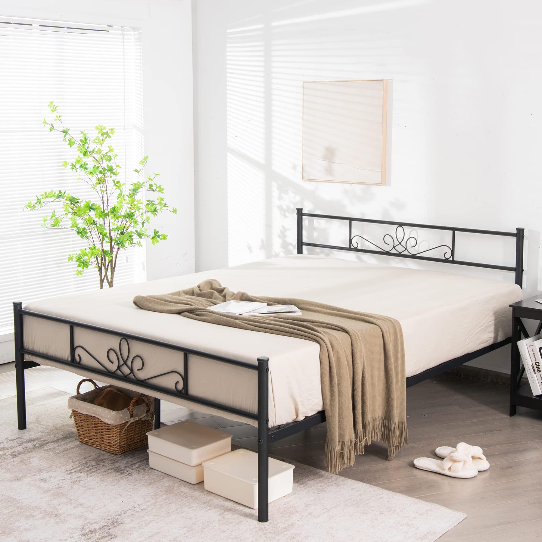 KOMFOTT Metal Platform Bed Frame with Headboard & Footboard, Reinforced Metal Slats Supported Mattress Foundation